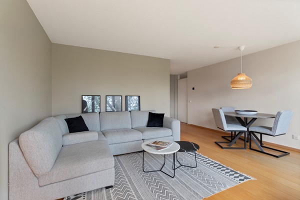 8.Laan der V.O.C. 340 - Almere.jpg